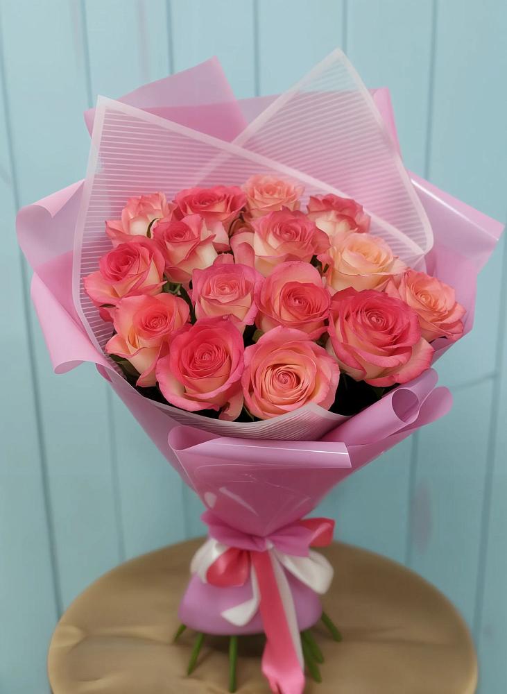 Букет 15 Розовых роз Равель в Новое Девяткино