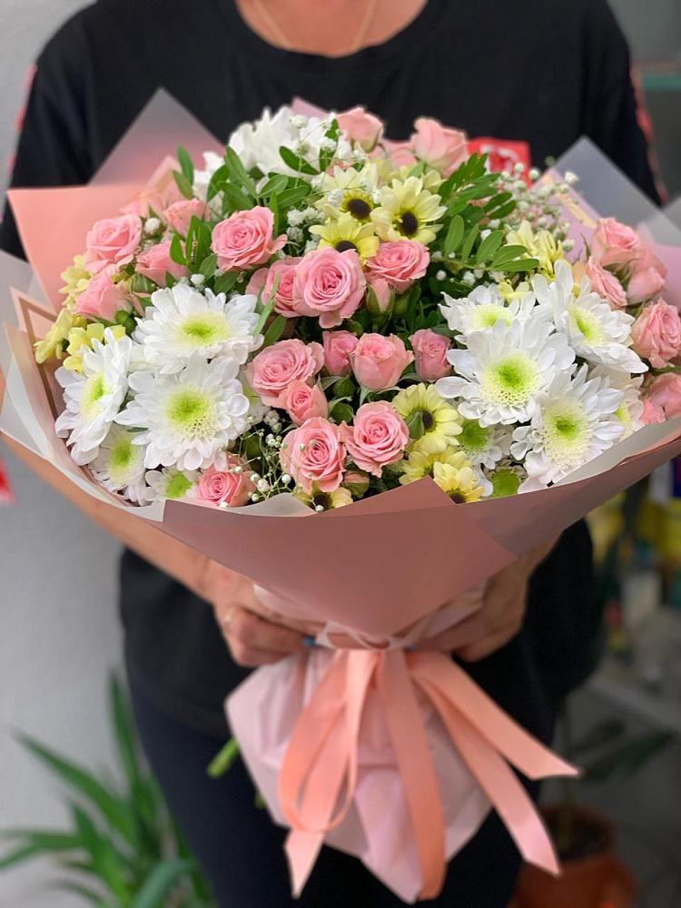 Букет цветов из: Розы и Хризантемы в Новое Девяткино
