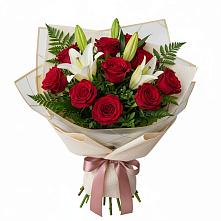 Букет цветов из:  Лилии и Розы в Новое Девяткино