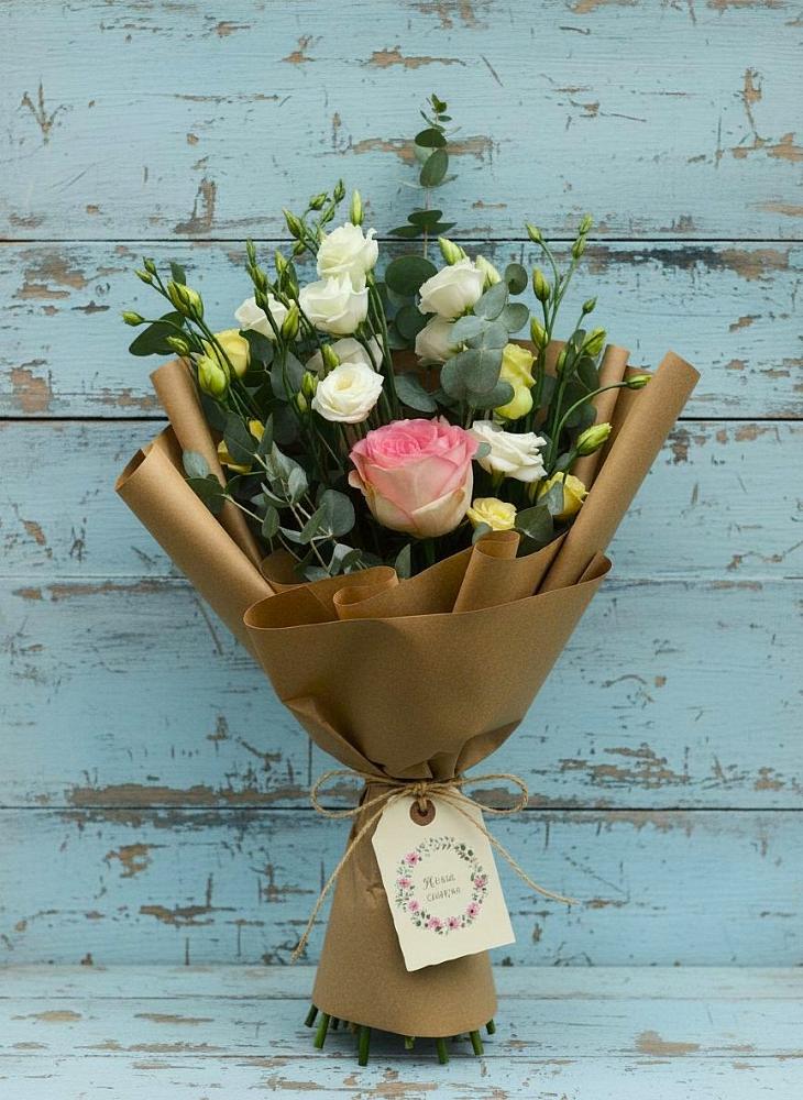 Букет цветов из: Розы и Лизиантусы в Новое Девяткино