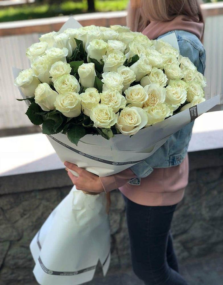 35 Белых роз в Новое Девяткино Букет 35 Белых роз в Новое Девяткино