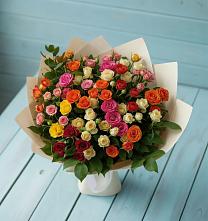 Букет Микс из разноцветных кустовых роз в Новое Девяткино