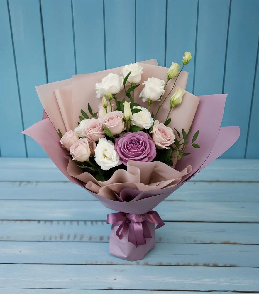 Букет цветов из: Розы и Лизиантусы в Новое Девяткино